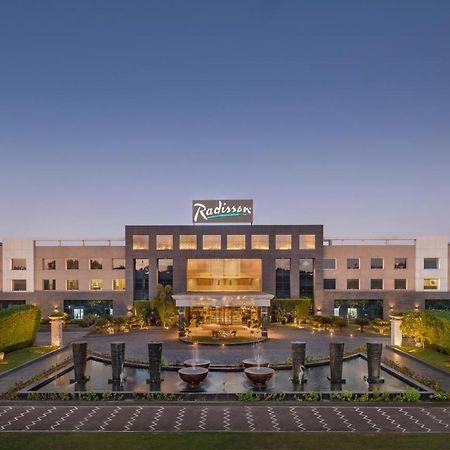 Gāndhīdhām Radisson Resort & Spa Kandla מראה חיצוני תמונה