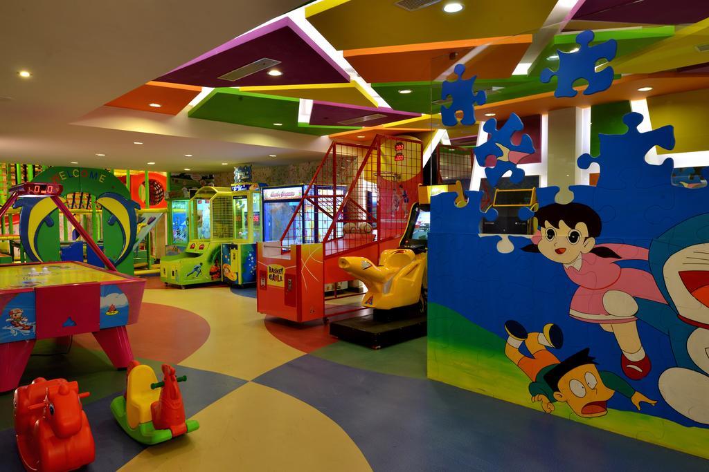Gāndhīdhām Radisson Resort & Spa Kandla מראה חיצוני תמונה