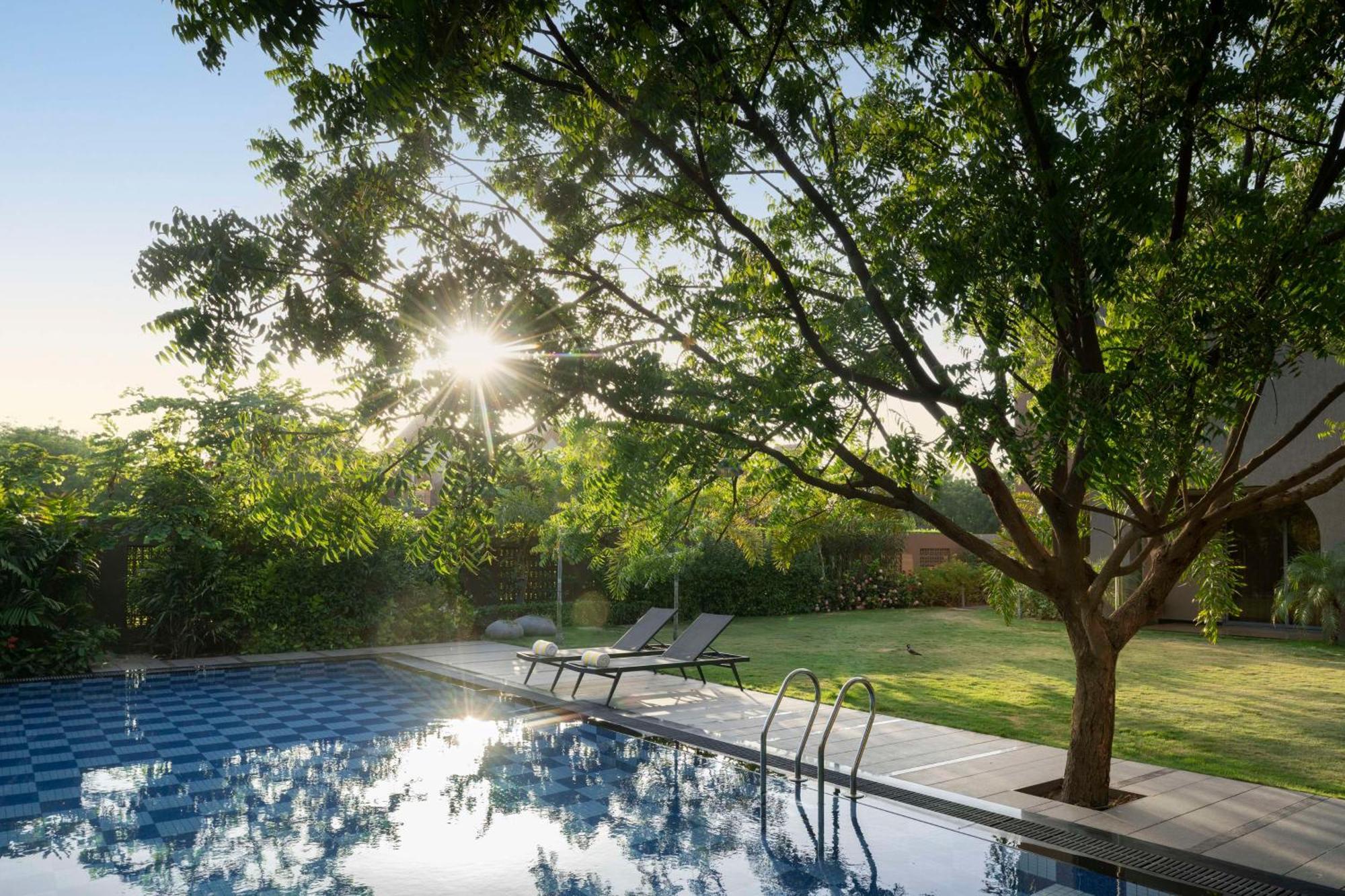 Gāndhīdhām Radisson Resort & Spa Kandla מראה חיצוני תמונה