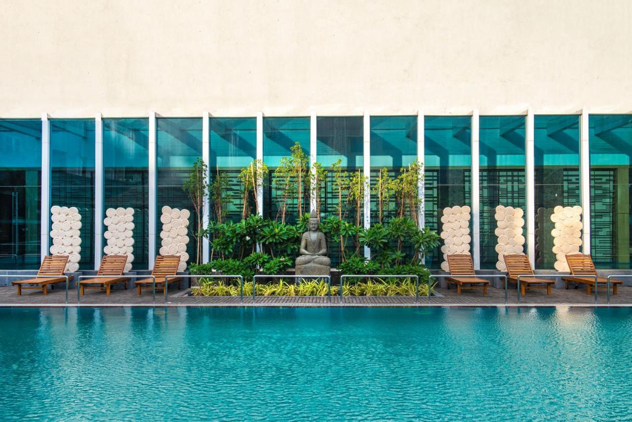 Gāndhīdhām Radisson Resort & Spa Kandla מראה חיצוני תמונה